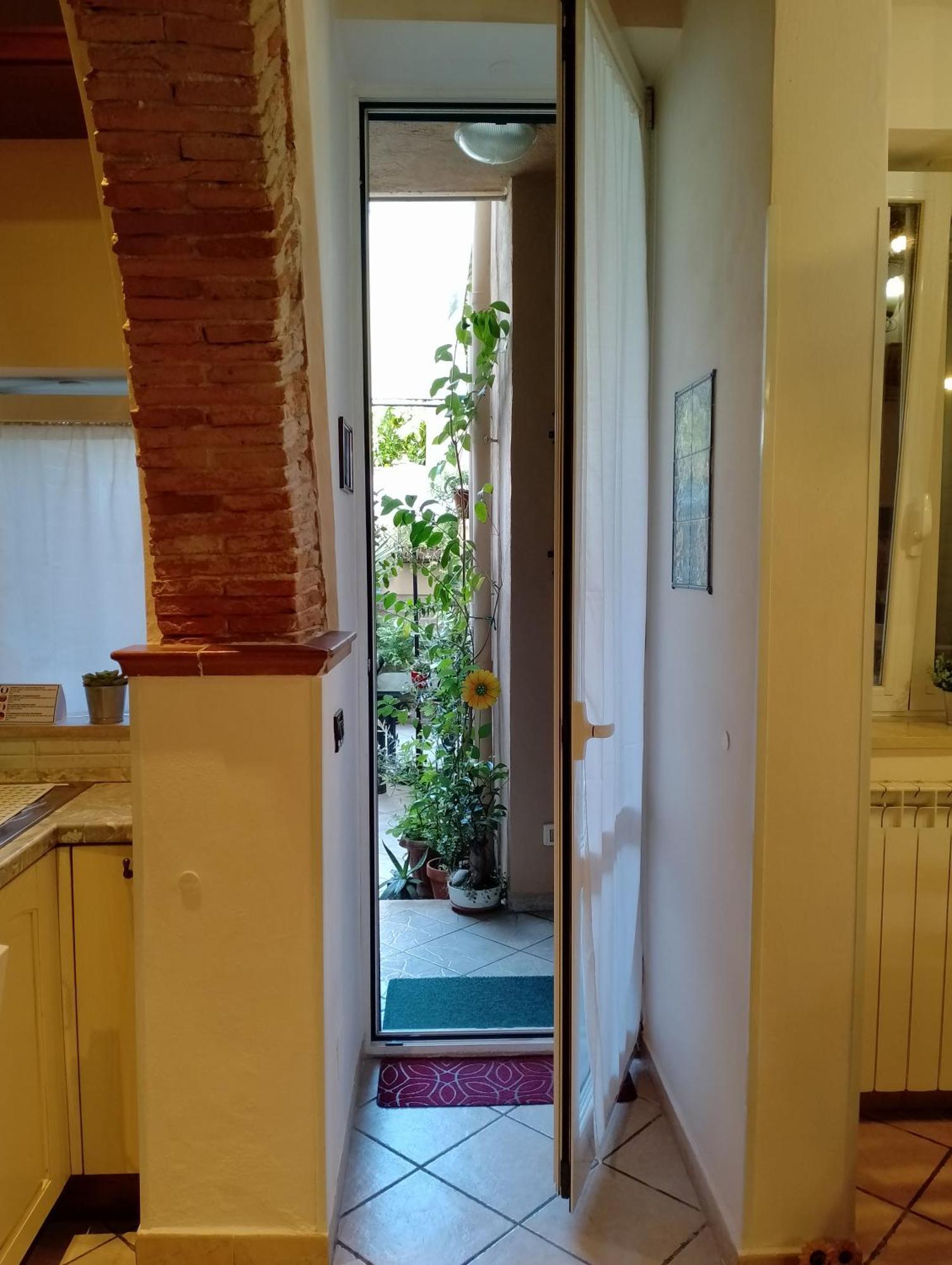 Il Piccolo Eden - Private Garden Lägenhet Livorno Exteriör bild